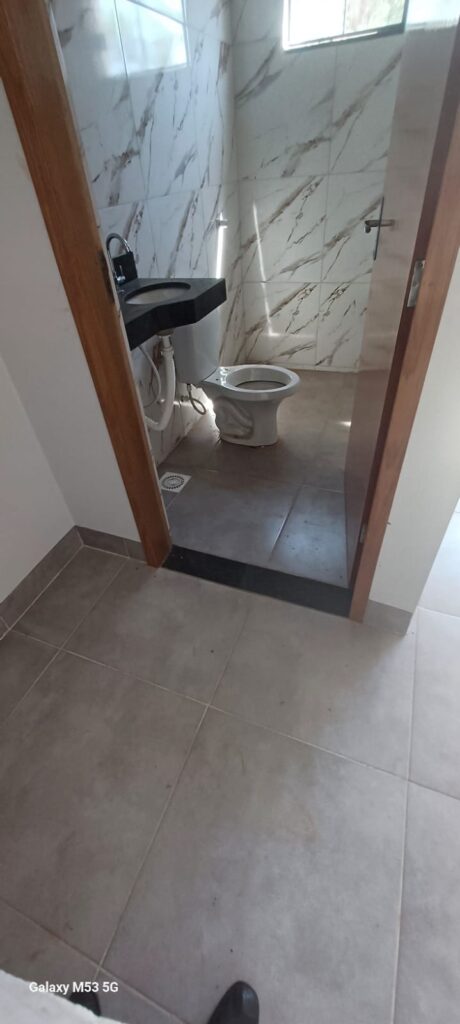 Casa com 2 quartos com quintal em Goianira