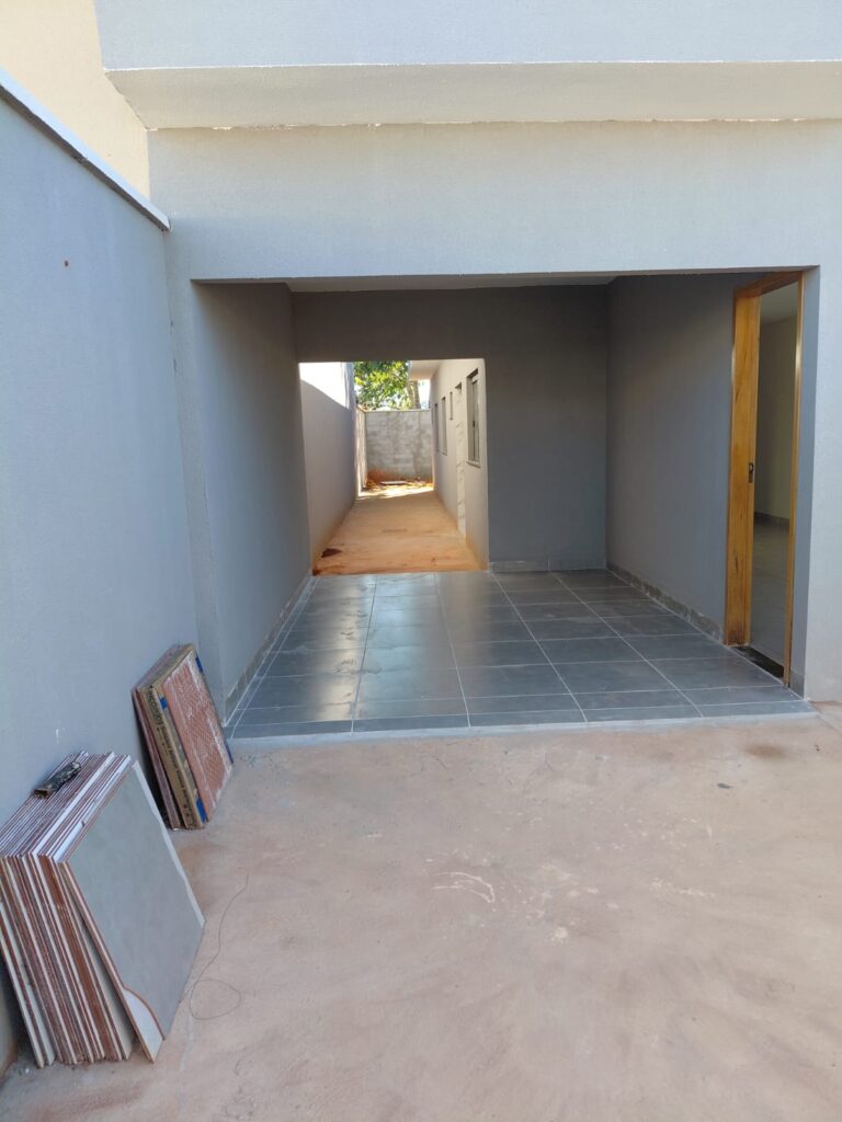 Casa Moderna e Aconchegante com Pé Direito Duplo – O Lar dos Seus Sonhos!