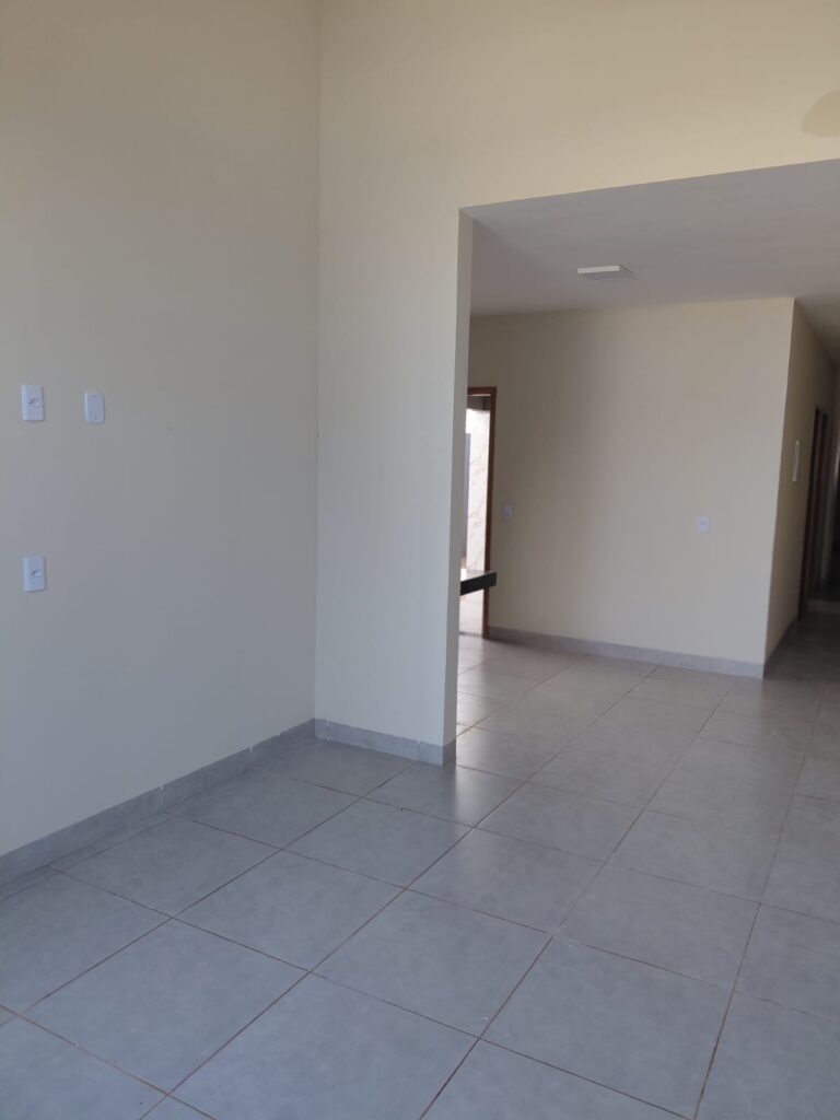 Casa Moderna e Aconchegante com Pé Direito Duplo – O Lar dos Seus Sonhos!