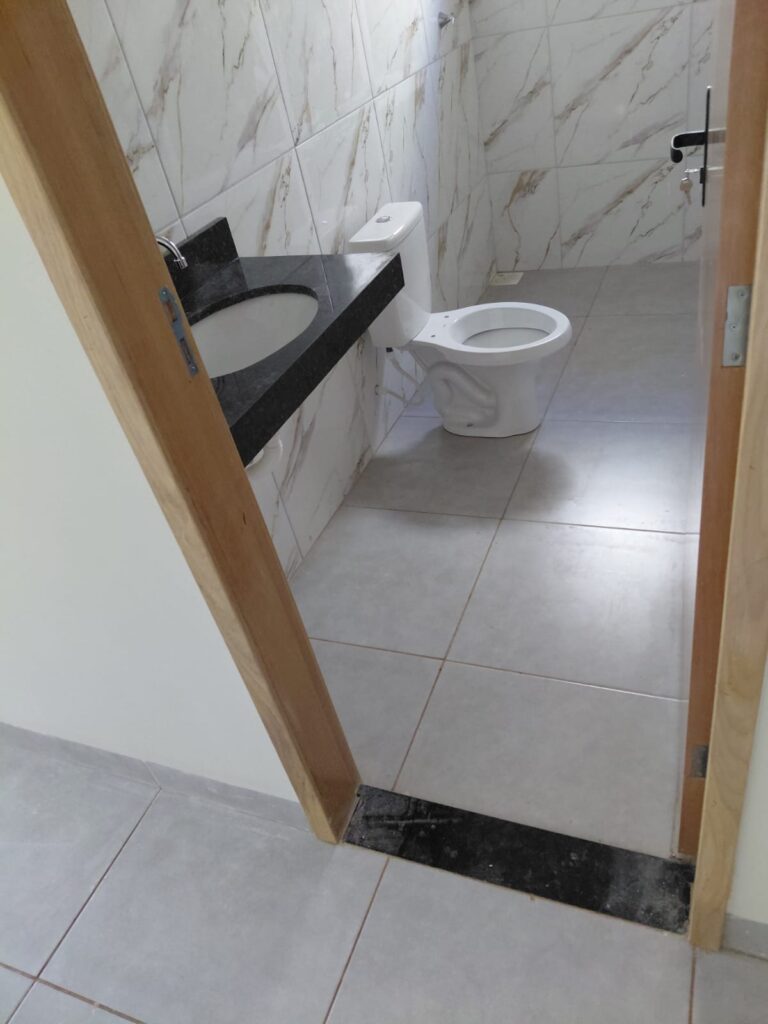 Casa Moderna e Aconchegante com Pé Direito Duplo – O Lar dos Seus Sonhos!